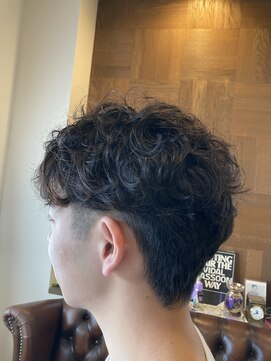 ボウベルズ ヘア アンド メイクアップ ドレッシング Bowbells hair&make up dressing メンズマッシュパーマ