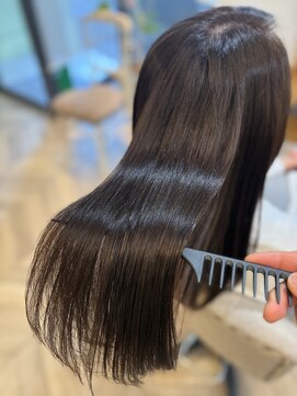 トレ(tre) 髪質改善カラートリートメント