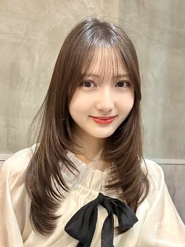 ライン(LINE) 韓国風/レイヤー/小顔/前髪カット/髪質改善/グレージュ/透明感