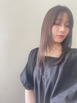 ラベンダーグレージュ×レイヤーカット