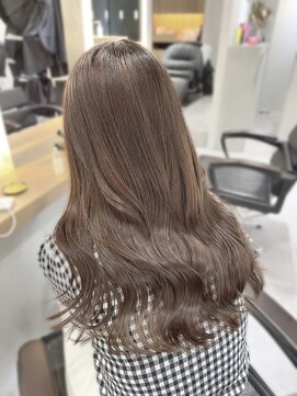 salon de MiLK 札幌大通店【サロン ド ミルク】 ブリーチレイヤーカット髪質改善トリートメント 【札幌大通】