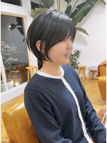 コムヘアー(COM HAIR) ショートヘア。