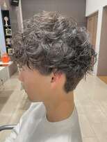イースト(YEAST)&nbsp;無造作パーマツイストスパイラルパーマツーブロックメンズカット