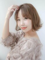 ルティア(Lutia)&nbsp;切りっぱなしボブ 外ハネ センターパート★★