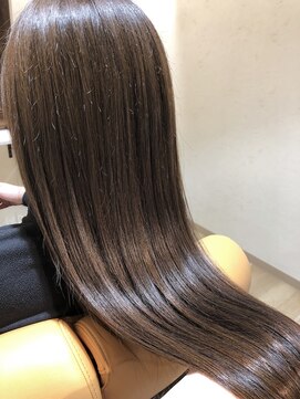 トゥーリ 筑紫野店(tuuli) tuuli 艶髪スタイル / 八谷昌直