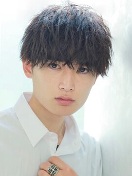 リップス 池袋(LIPPS) ショートレイヤー ソフトツーブロック サイドパートショート jo