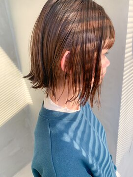 テトヘアー(teto hair) ハイライト、グレージュ、アッシュブラウン、外はねボブ