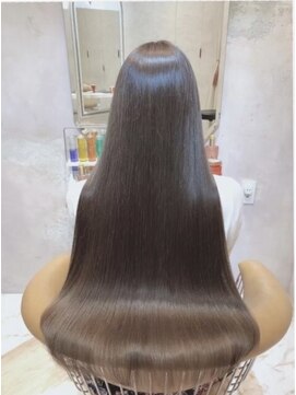 ロンド ストラーダ 心斎橋(Lond strada) エアリーロング×ピンクベージュ×美髪［髪質改善/縮毛矯正］