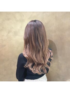 レヴェリー(REVERIE) #プルエクステ#グラデーション#ベージュ