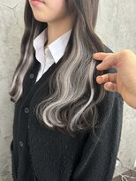 ルーツアイリー 心斎橋(ROOTS IRIE)&nbsp;学生/韓国/ホワイトシールエクステ /インナーカラー/グレージュ