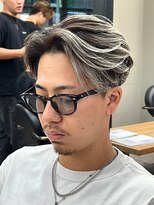 エルマーク(L-MARK)&nbsp;センターパートブリーチダブルカラーフェイスフレーミン