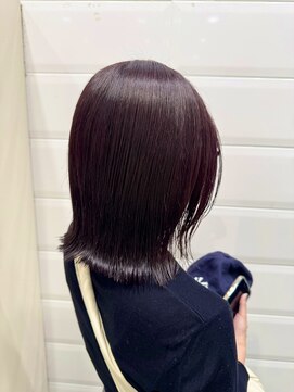 アヴァンス イオンモール和歌山店(AVANCE) 〇ブリーチなし〇暗めボルドーカラー〇【西澤琴音】