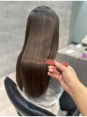 【ラグジュアリー艶髪ストレート】40代からの美髪ケア縮毛矯正