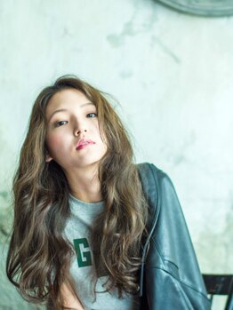 キャルヘアー(Cal hair)の写真/30代からの髪の変化に寄り添う。髪質改善×脱白髪染めで、これから先もずっと自分の髪を好きでいられる♪