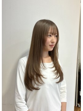 アトリエファゴ ハナミズキ店 【Chikano】華やかレイヤーカット