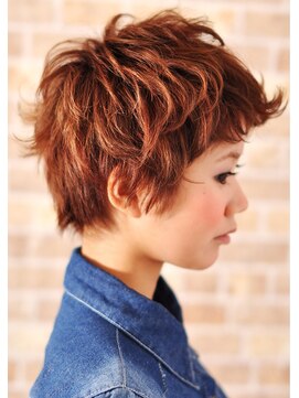 ヘアーアンドエステティック ヴェリス(hair&esthetic Velis) 【Velis】外ハネが可愛い小顔ショート♪