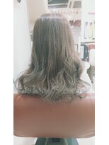 エム デ ヘアー オカダ&nbsp;ユルフワロング