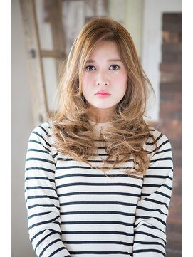 ヘアーズ ロッソ テラス(hair's ROSSO TERRACE) [鶴見]大人可愛い無造作センターパートセミディ☆[30代40代50代]