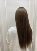 オリーブベージュカラー