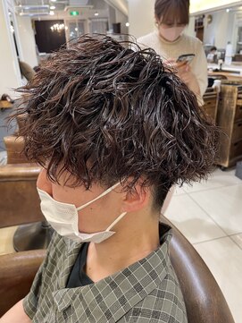 ネオリーブアイム 横浜西口店(Neolive aim) 横浜★ウェットミディアムマッシュのツイスパスタイル♪