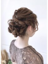 ロアールメイ(LOAOL mei)&nbsp;ヘアセット／アップスタイル／結婚式／二次会