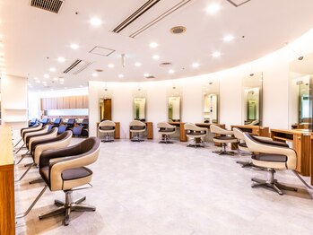 EXCEL 横須賀モアーズ店