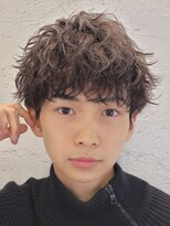 フィフス 原宿(fifth)&nbsp;ツイストスパイラルパーマツーブロック無造作韓国マッシュ