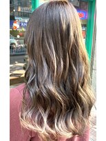 ココバイファニック(Coc. by funic)&nbsp;艶カラー×ココアブラウン【関内】