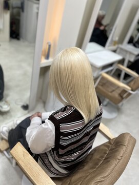 カリーナ(CARINA) ハイトーンカラー/ブロンドカラー