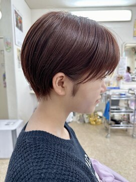 アトリエリーベル 耳掛けマッシュショート