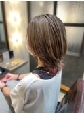 ハイライトベージュ×レイヤースタイル