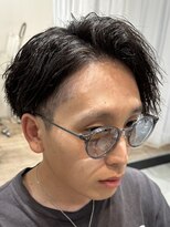 ビューブルー 亀戸錦糸町(VIEW BLUE)&nbsp;縦落ちツイストスパイラルパーマ/耳かけ2wayセンターパート