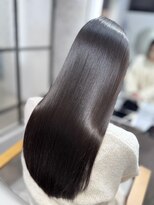 エミリー(Emily)&nbsp;艶重視のブラウンで