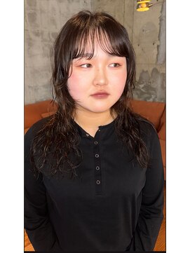 シカ(sica) ロングパーマ