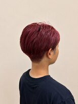 ウミト(Umito)&nbsp;チェリーレッド×刈り上げマッシュ