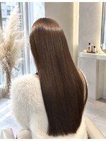 リン(Lin)&nbsp;ブリーチなしWカラーで叶う！透明感ベージュ