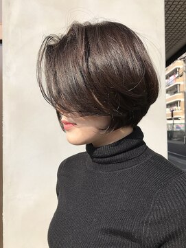 スーリール 九産大前店(Sourire) くびれ、前下がりショートボブ