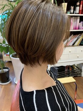 サロン ド ラクサージュ(salon de Luxage) 大人可愛い 小顔ショートボブ