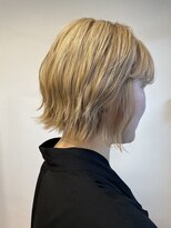 ヘアメイク 想倶楽部 ハイトーン外ハネボブ