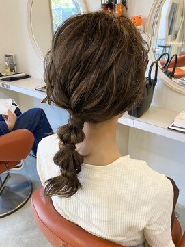 マカロンコワフュールドウシワカマル(macaron coiffure de ushiwakamaru) ブライダルヘア!