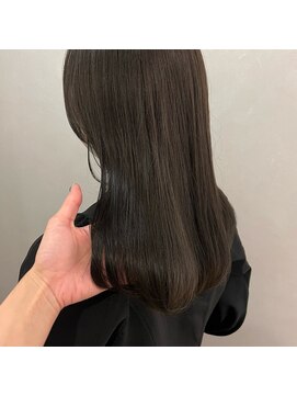 アンドワン 自由が丘(＆ONE) 【&ONE 自由が丘】オリーブグレージュ　× 重めミディアム