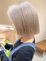 ヒビヲ(HIBIO)&nbsp;ショートボブケアブリーチダブルカラーミニボブハイトーンカラー