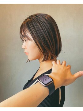 リムレス(LIMLESS) アッシュベージュ切りっぱなしミニボブ新潟万代