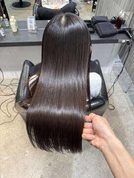 ボンズサロン オモテサンドウ(BONDZSALON OMOTESANDO) 髪質改善&縮毛矯正×酸性ストレート【表参道駅,原宿駅】