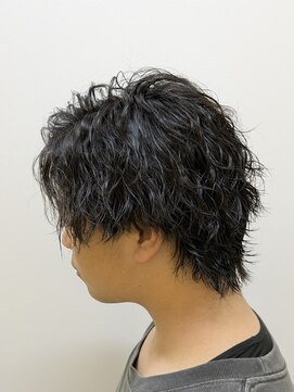 アミックス リツリン コウエン AMIX RITSURIN PARK 縦落ちスパイラル/センターパート/ウルフヘア