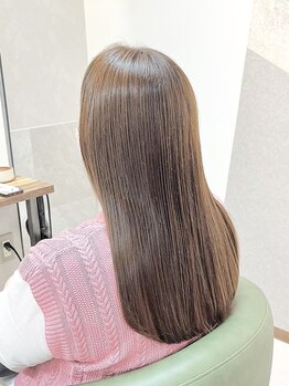 シンシア(CYNTHiA)の写真/豊富なダメージケアメニューをご用意◎知識と経験の豊富なスタイリストが理想の艶髪を叶えます◇