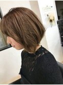 ショートボブ 