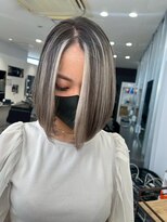 キング 心斎橋店(K!ng)&nbsp;ハイライトカラーミルクティーベージュレイヤーカット