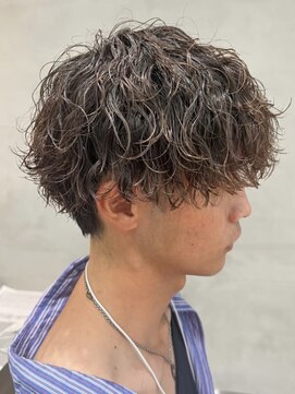 フィフス(fifth) 原宿ラウンドマッシュカット波巻きスパイラルパーマ茶髪刈り上げ