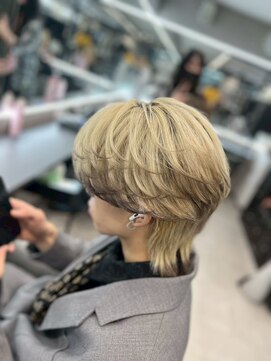 コア 新宿(CORE) エンドカラーマッシュウルフ